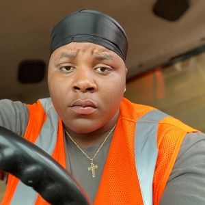 Meet your Posher, Leonard